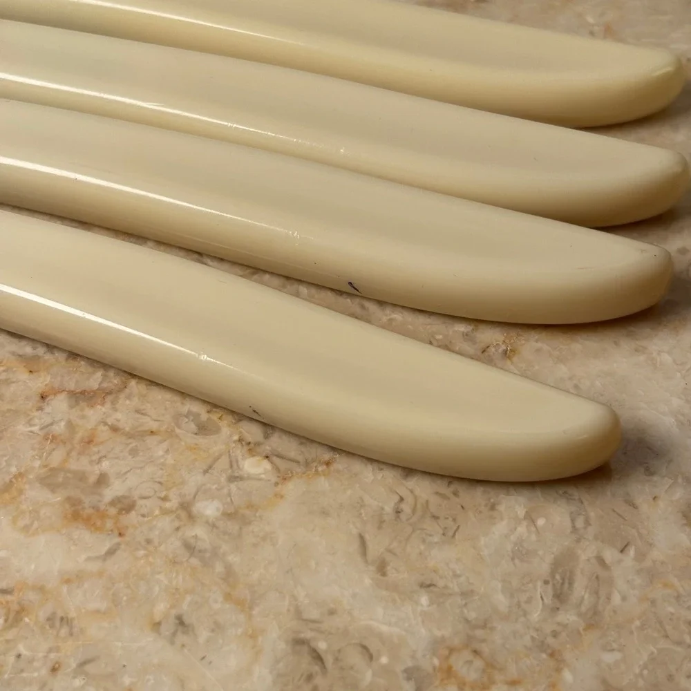 Quikut Steak Knives Set of 4 Cream White Vintage‎ Mid Century Modern Stainless
